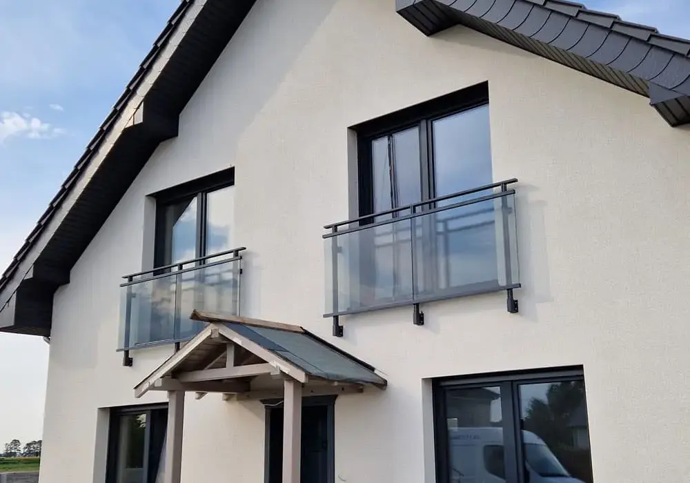 Co to jest balkon francuski i dlaczego warto go mieć w domu?