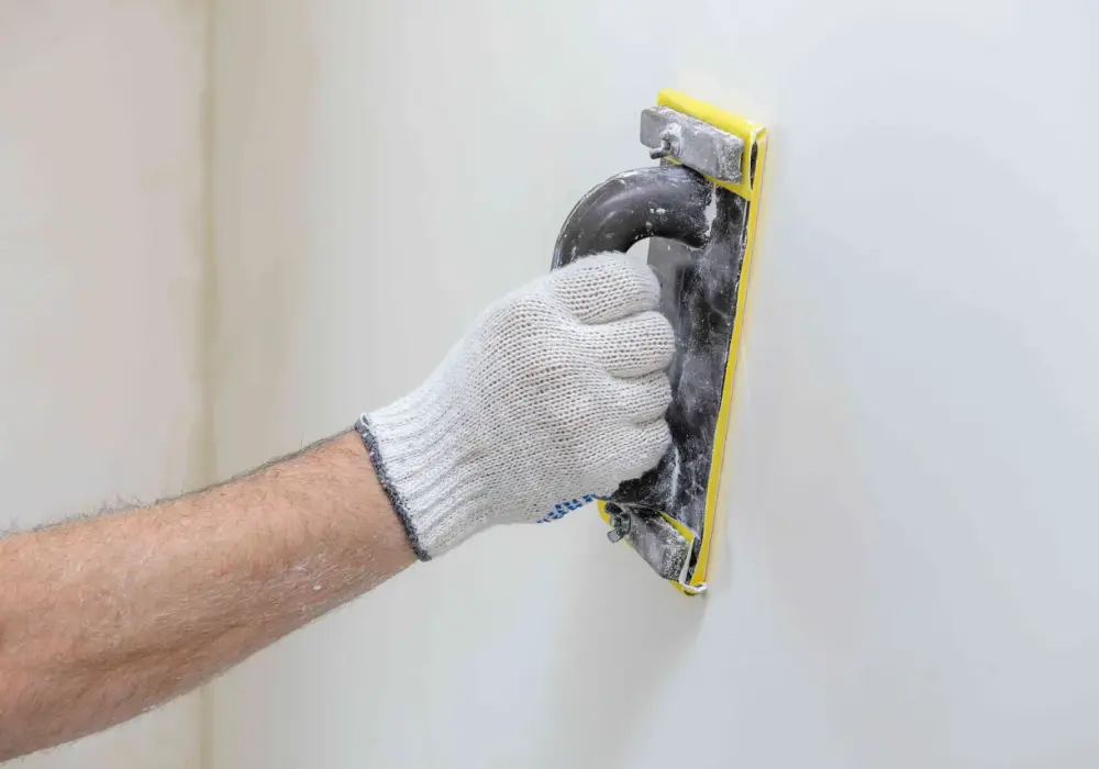 Tynk dekoracyjny krok po kroku: Praktyczny poradnik DIY