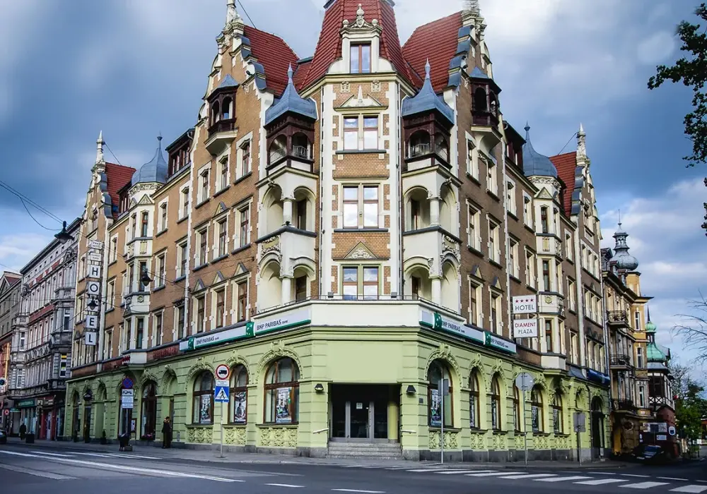 Hotel Diament Plaza Gliwice: 4* Perła w Historycznym Sercu