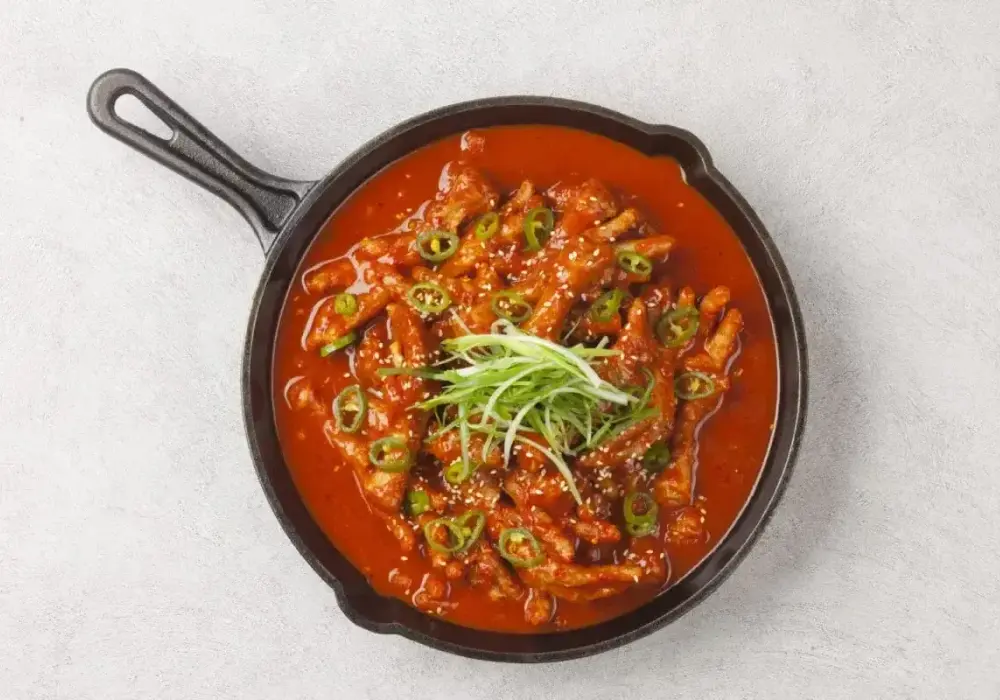 Gochujang - jak używać koreańskiej pasty? Sosy i marynaty
