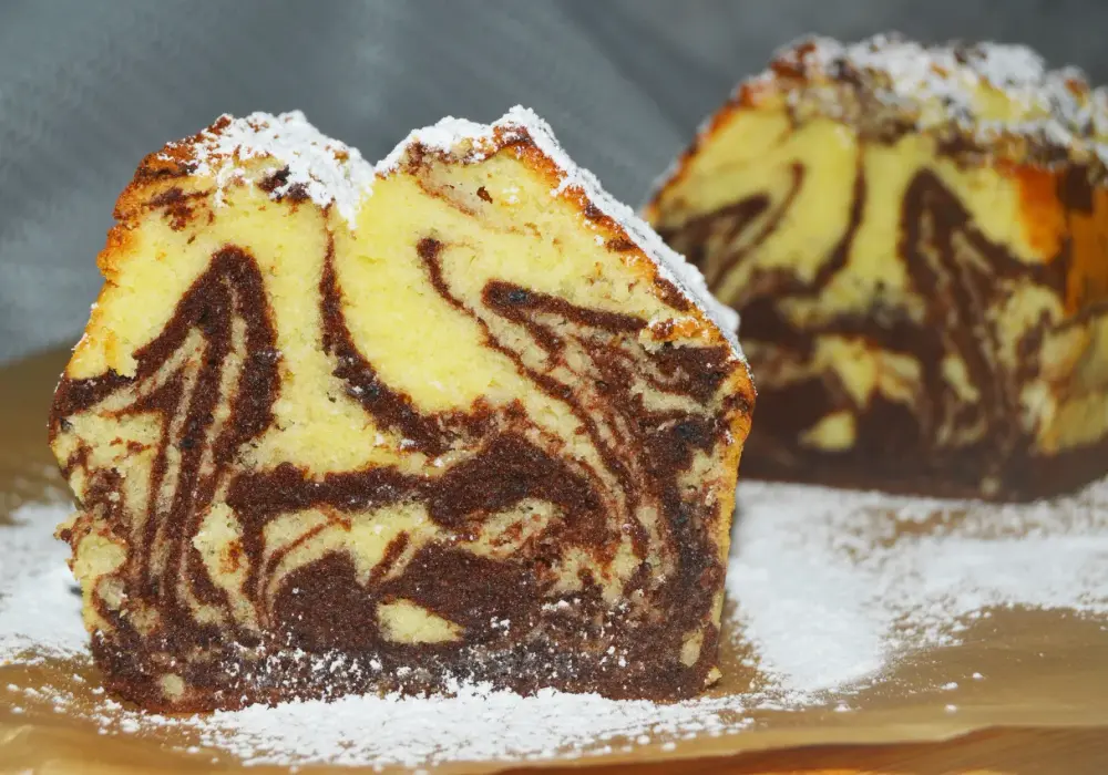 Babka marmurkowa na oleju - wilgotna i puszysta. Sprawdź!