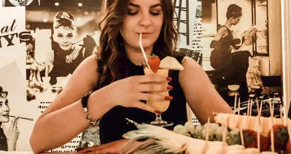 Najlepsze piosenki o drinku z pomarańczą, które musisz znać