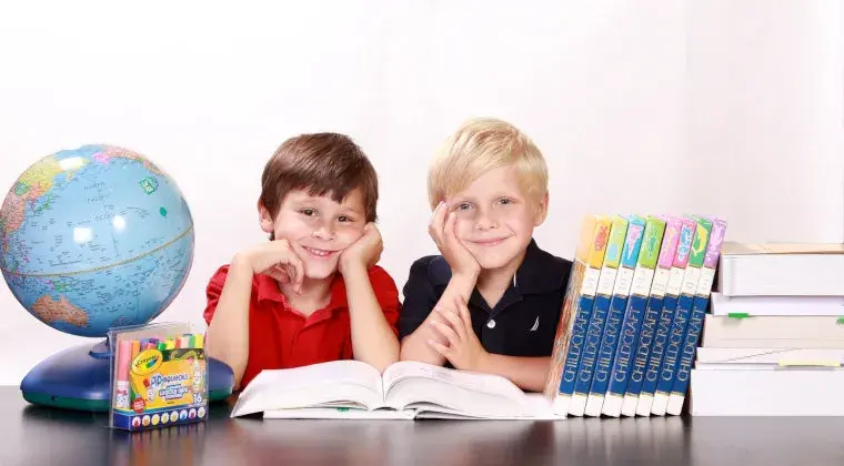 Co obejmuje ubezpieczenie szkolne InterRisk? Ochrona, zalety i koszty