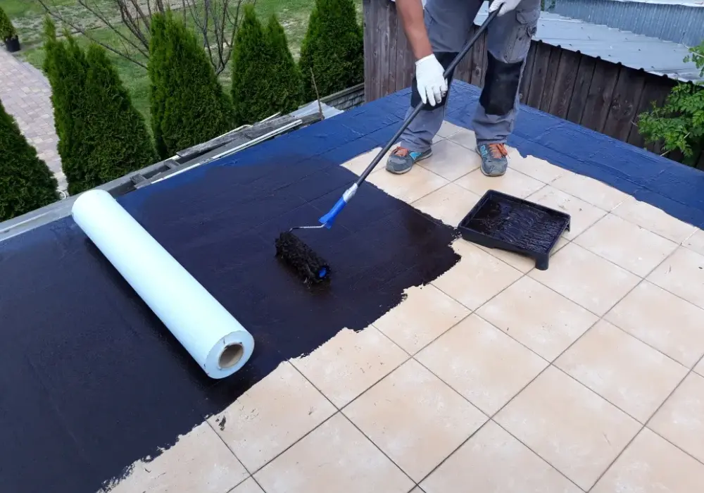 Guma w płynie na balkon - Zabezpiecz taras bez prac remontowych