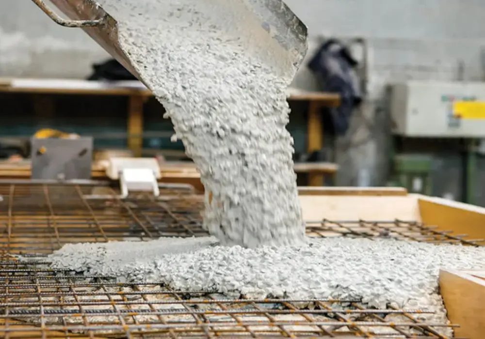 Jaki beton na strop? Kluczowe informacje o klasach i właściwościach betonu