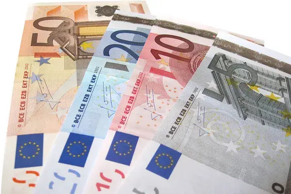 Jaka waluta jest w Finlandii: wszystko co musisz wiedzieć o euro