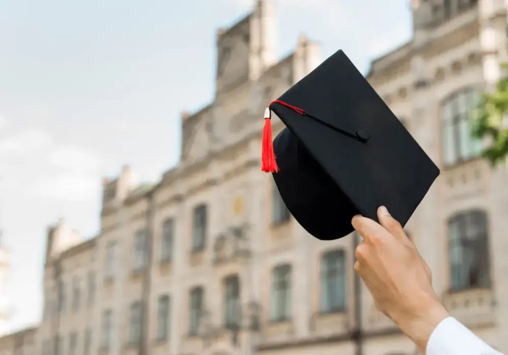 Urlop po studiach magisterskich - ile dni przysługuje po ukończeniu?