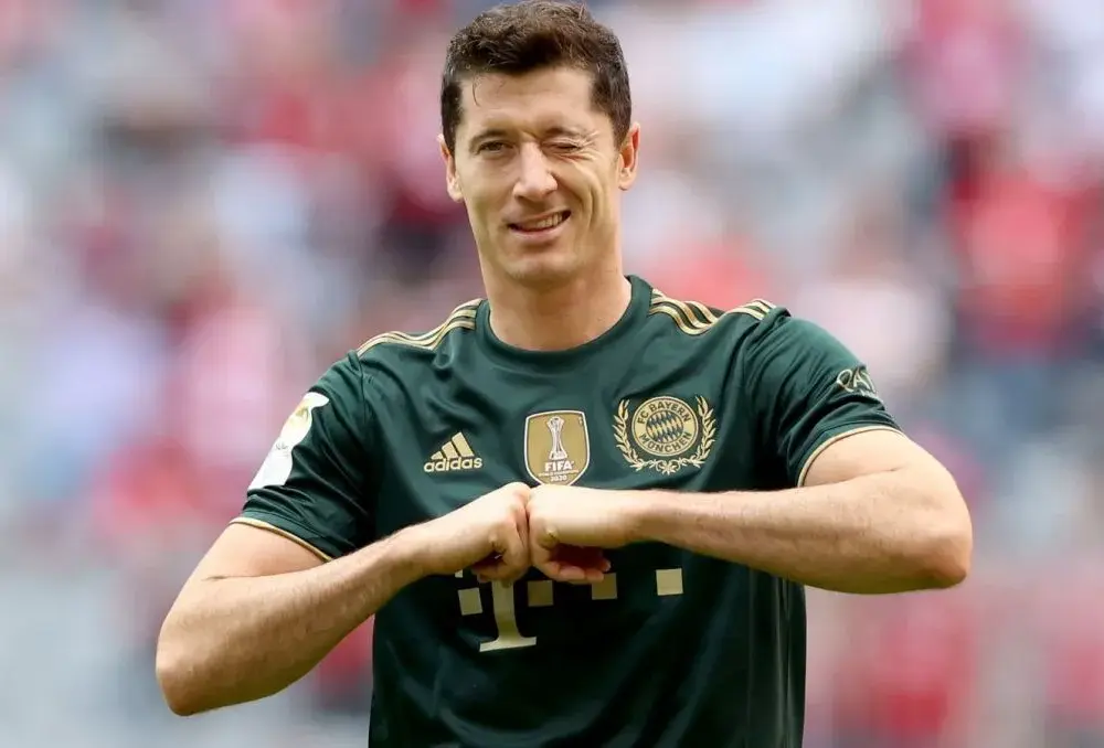 Ile zarabia Lewandowski? Zaskakujące fakty o jego pensji i bonusach