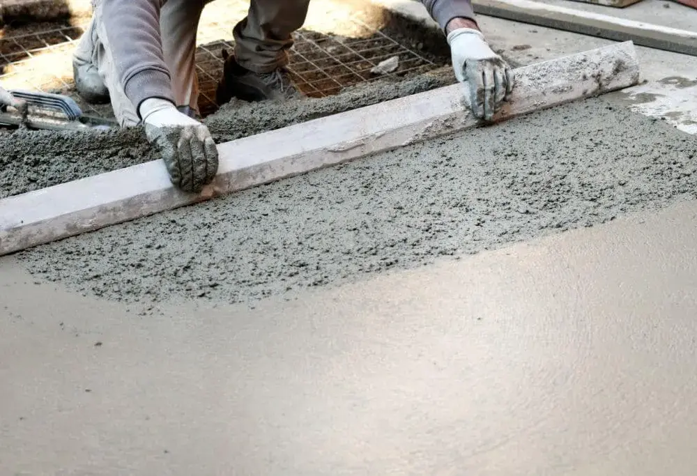 Jaki beton na wylewkę do garażu? Kluczowe informacje, które musisz znać
