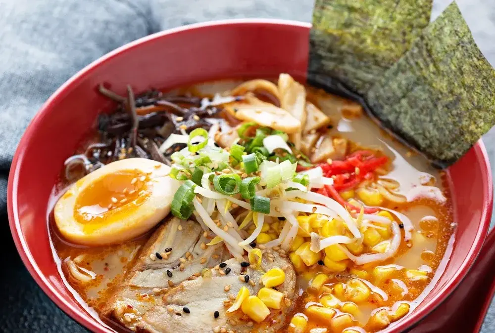 Jaki makaron do ramen wybrać, aby uzyskać autentyczny smak?