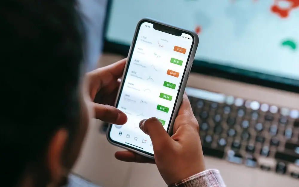 Ranking brokerów forex 2023 - opinie i platformy demo