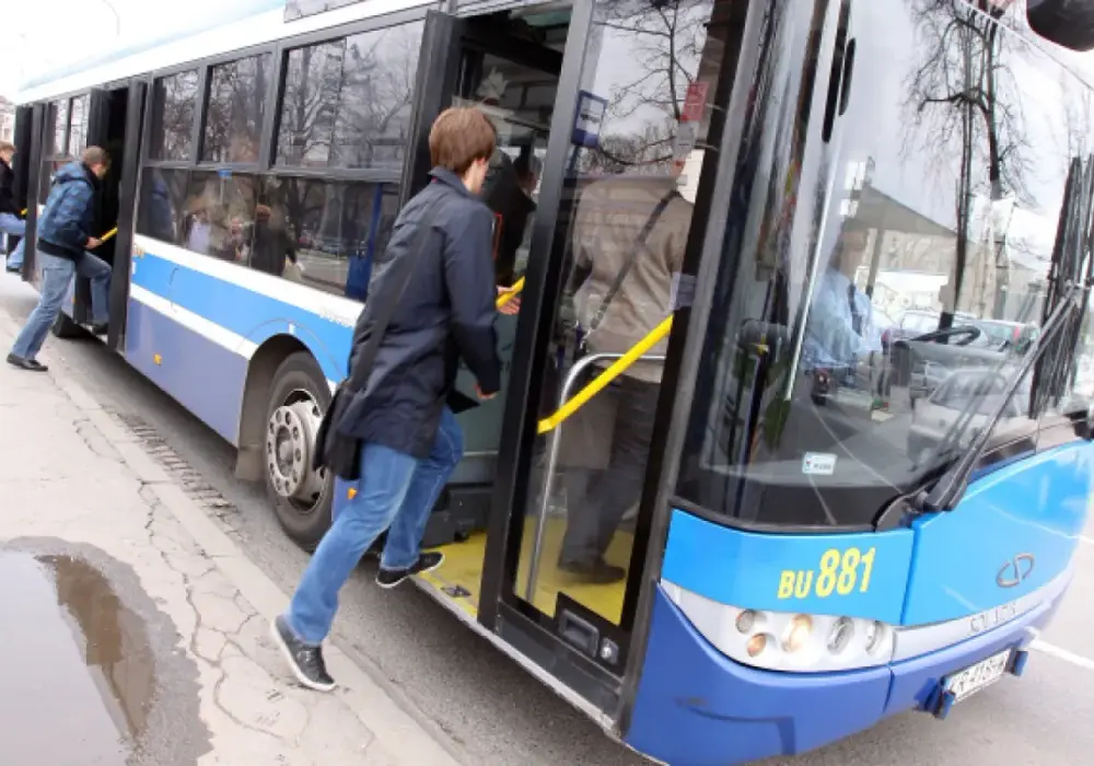 Jak dojechać do osiedla szkolnego w Krakowie - najlepsze trasy i transport