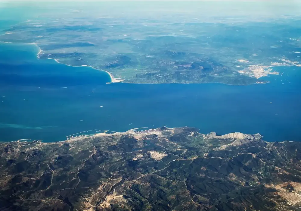 Hiszpania nad oceanem? Atlantyk i Morze Śródziemne poznaj różnice