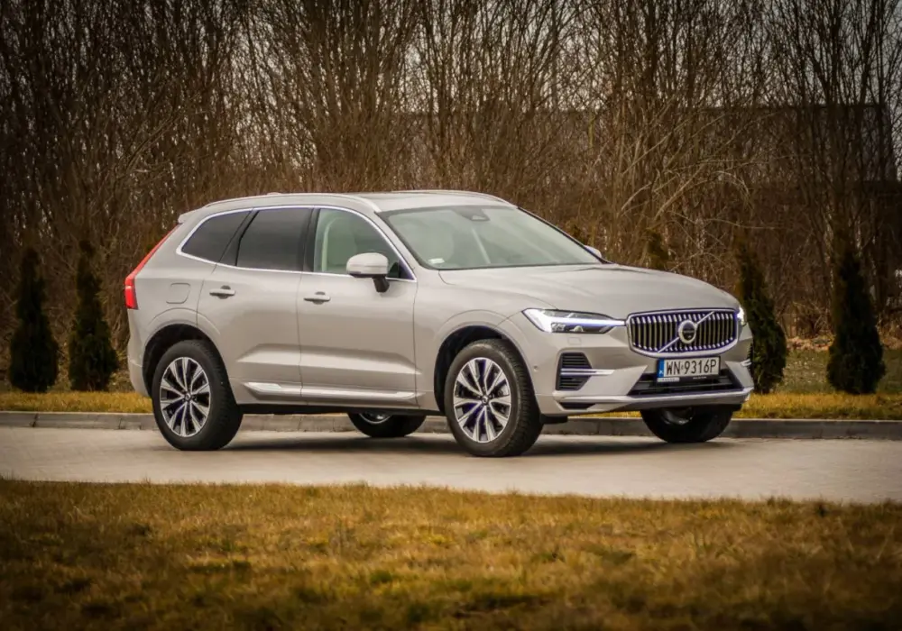 Volvo XC60 akumulator - gdzie jest? I i II generacja