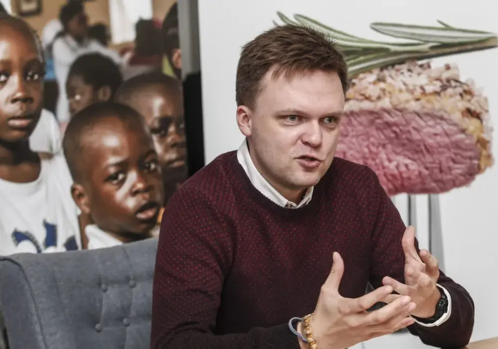 Szymon Hołownia jak robić dobrze - odkryj tajemnice dobra w Afryce