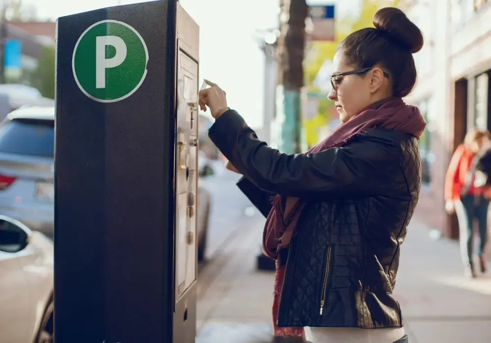 Czy niepełnosprawni płacą za parking w Ciechocinku? Sprawdź zasady i ulgi