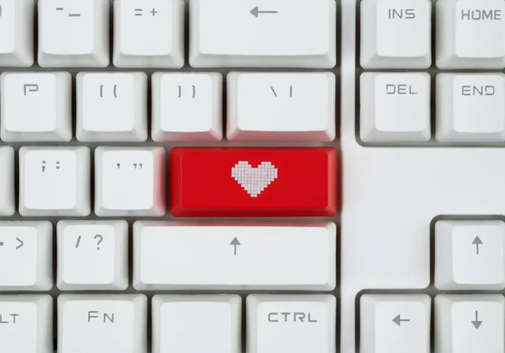 Jak zrobić serce na klawiaturze laptopa: 3 szybkie i skuteczne metody