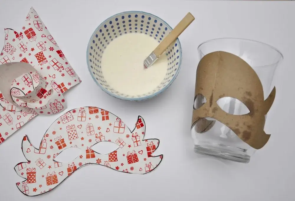 Jak zrobić maskę z kartonu - łatwe kroki i ciekawe pomysły na DIY