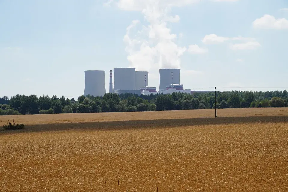 Ile kosztuje budowa elektrowni atomowej? Szokujące wydatki ujawnione
