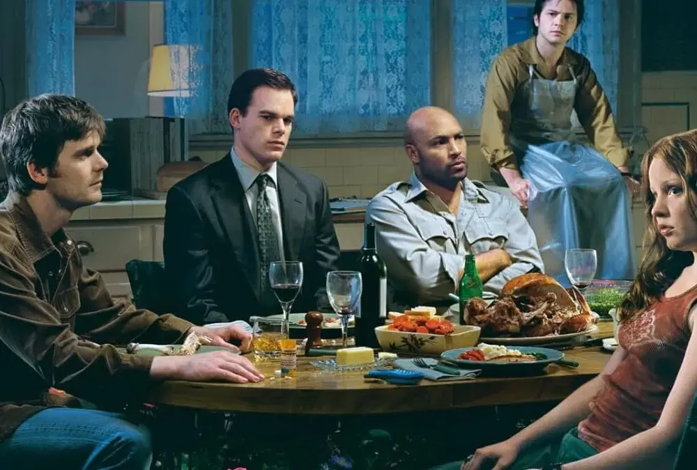 Six Feet Under 2023 - recenzja serialu pogrzebowego o losach rodziny