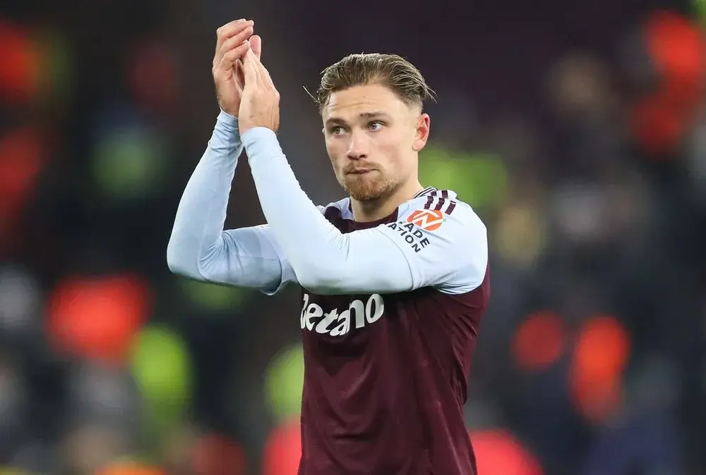 Zaskakujące zarobki Matty'ego Casha w Aston Villa i nie tylko