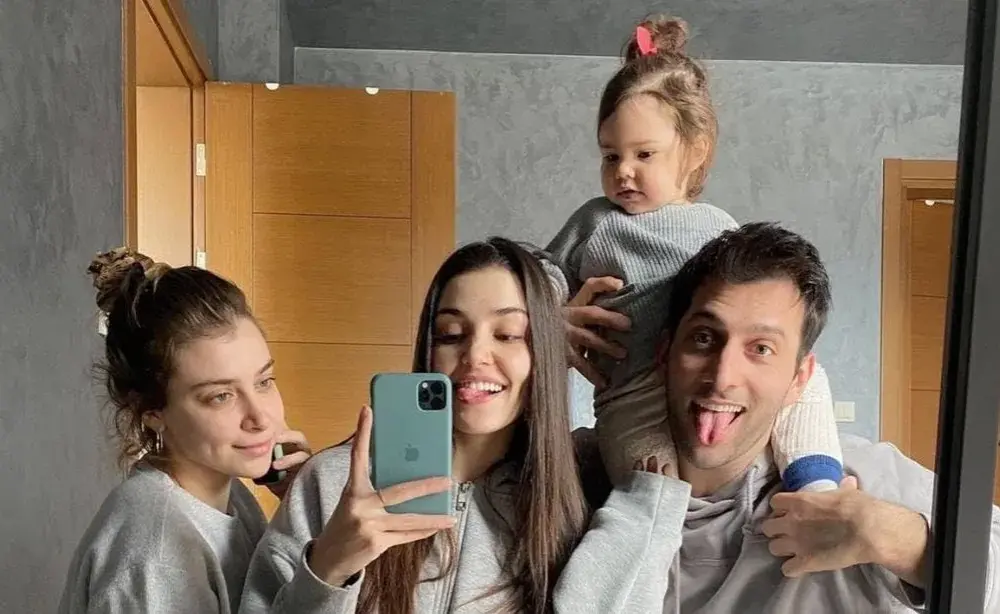 Hande Erçel czy ma dzieci? Prawda o jej życiu osobistym bez tajemnic