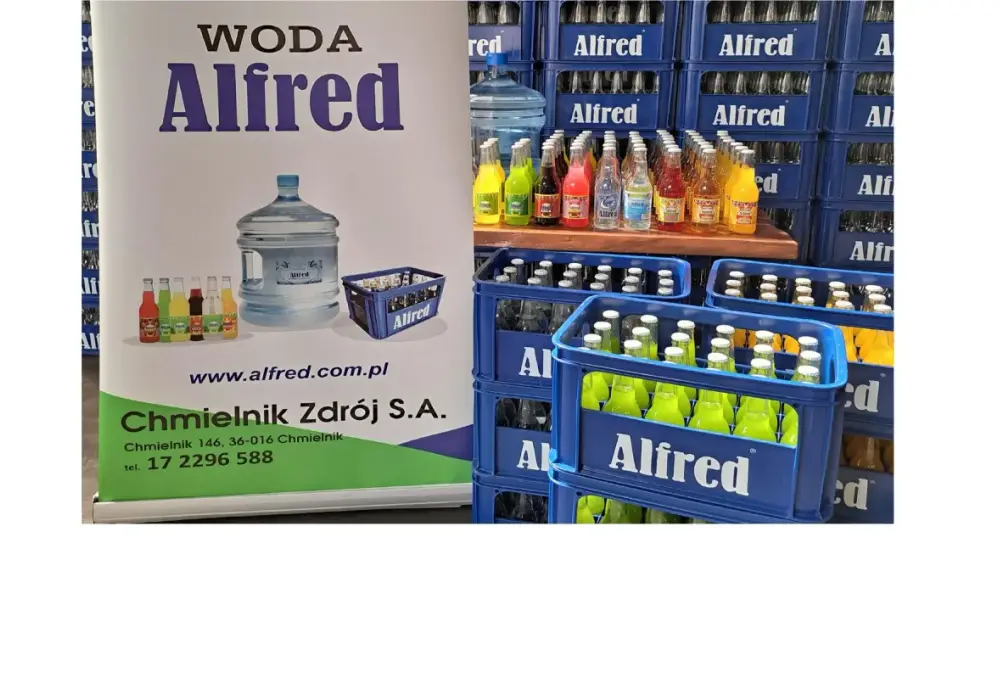 Najlepsze napoje na bazie wody Alfred – naturalne smaki z Chmielnika