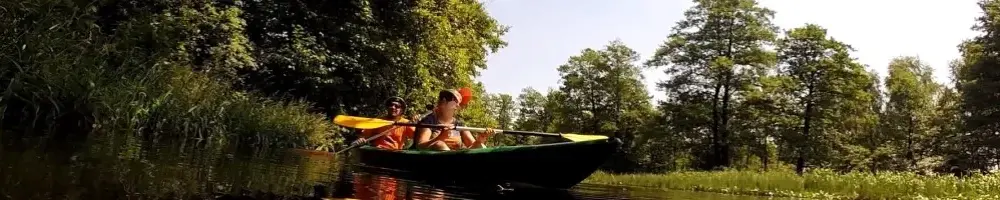 Jak przygotować się na spływ kajakiem, aby uniknąć nieprzyjemnych niespodzianek