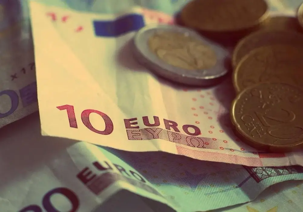 Ujemne oprocentowanie: Szokująca prawda o finansach, która cię zaskoczy