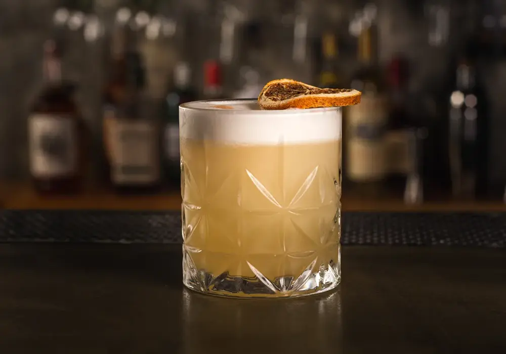 Jak przygotować idealny whisky sour drink - przepis i ciekawostki