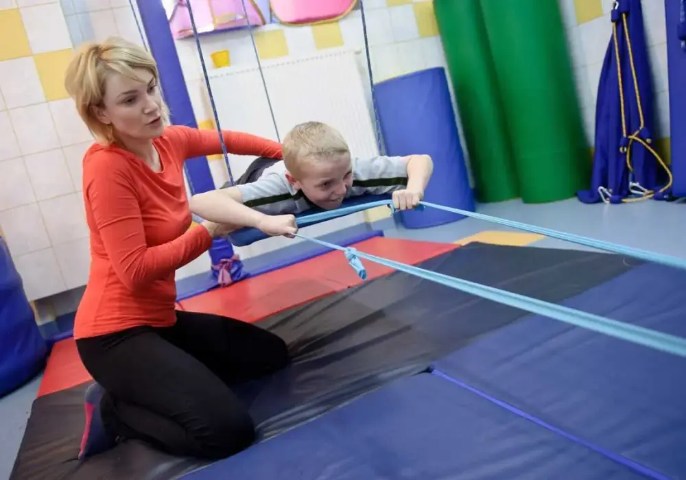 Integracja sensoryczna: Jak pomóc dziecku? Objawy, terapia, koszty