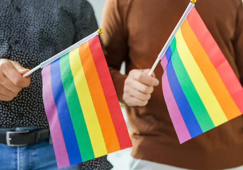 Biseksualność - Czy ma jedną przyczynę? Prawda vs. mity