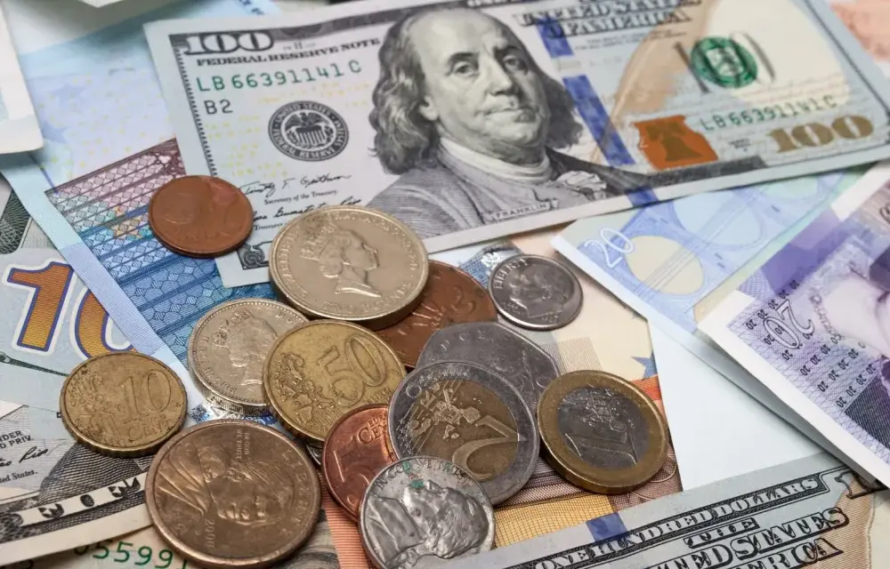 Najważniejsze waluty światowe - dolary, euro, jeny