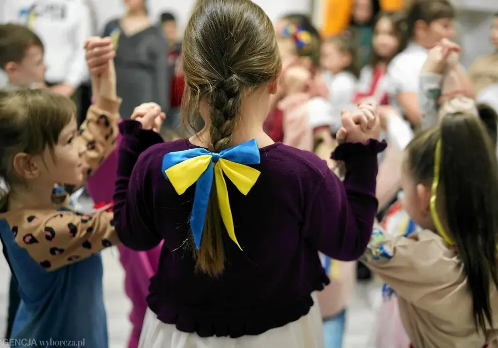 Dziecko wraca do polskiej szkoły? Pełne wsparcie i adaptacja