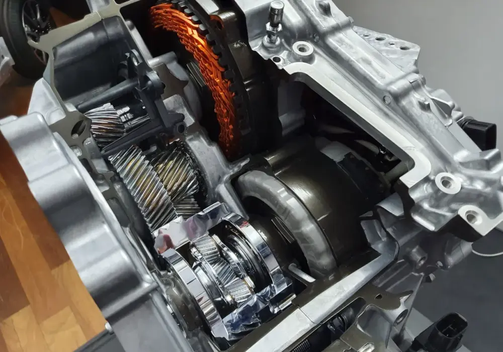 Napęd hybrydowy Toyoty - Jak działa i kiedy faktycznie ma sens?