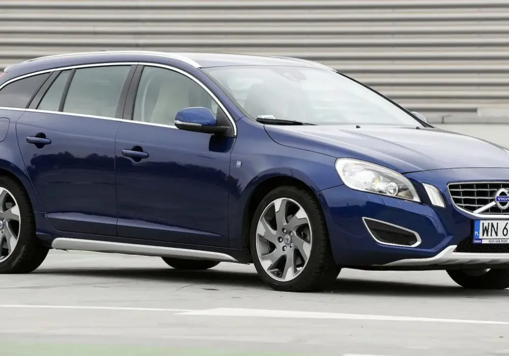 Volvo V60 jaki silnik wybrać? Porównanie opcji i osiągi