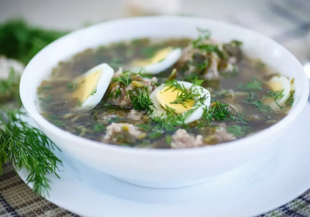 Zupa szczawiowa przepis babci - idealna i prosta!