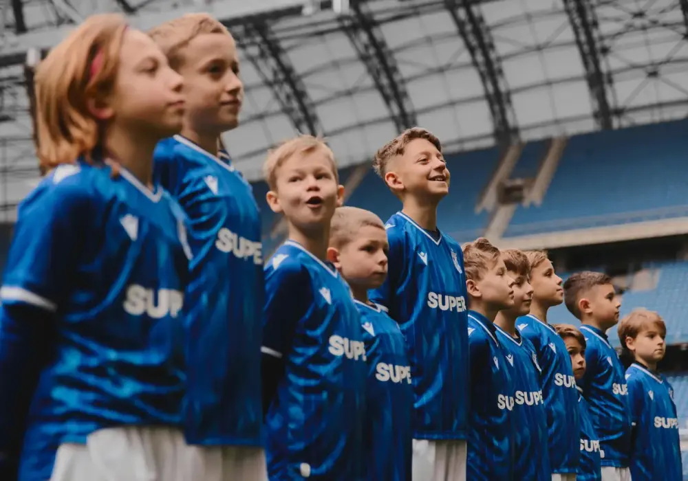 Jak zostać piłkarzem Lecha Poznań - kluczowe kroki i wymagania