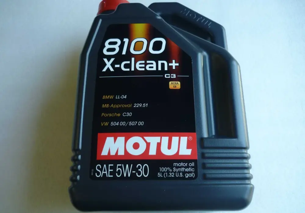 Opinie o motul specific 5w30 vw 504/507 - Czy warto go używać?