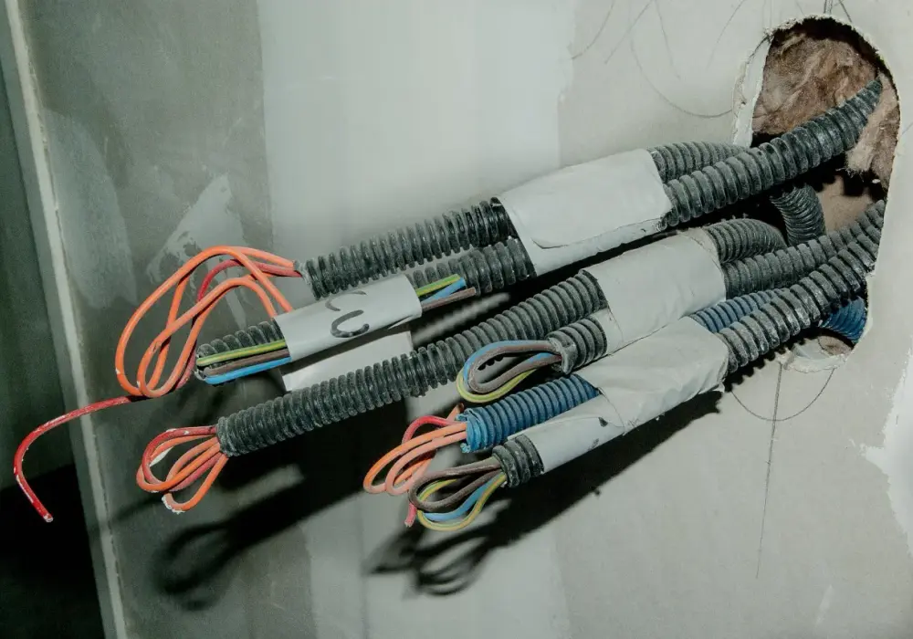 Przewody w instalacji elektrycznej - jak dobrać je dobrze?
