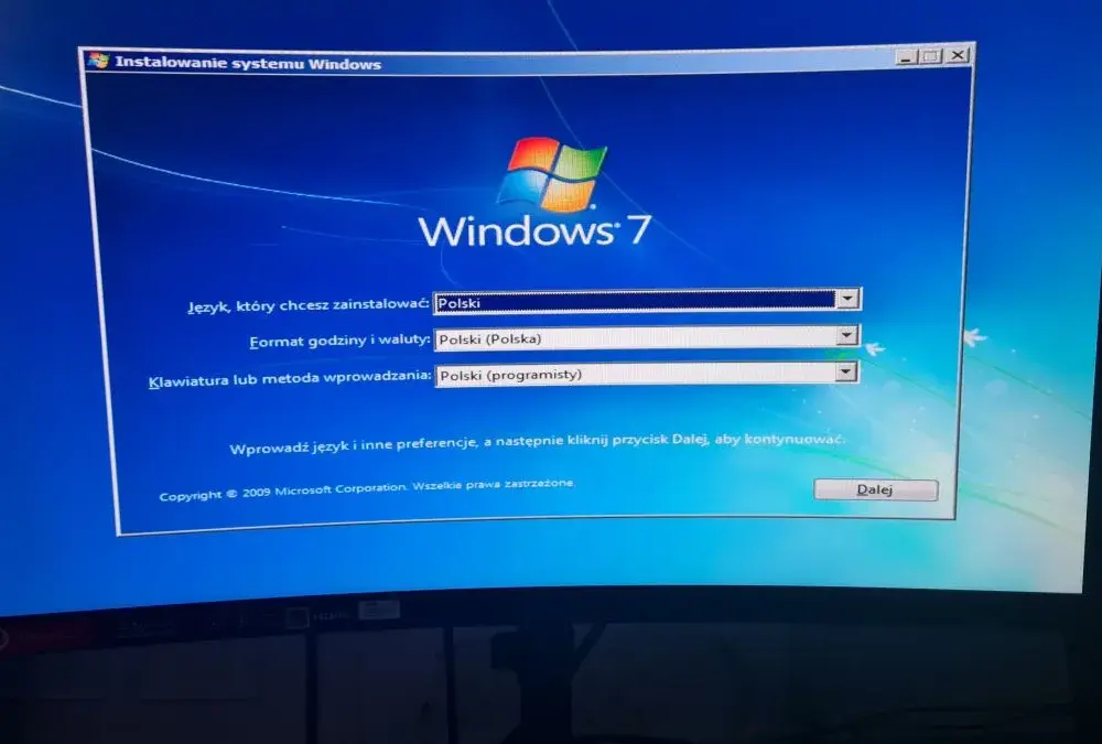 Skąd pobrać Windows 7 na pendrive i uniknąć problemów z instalacją
