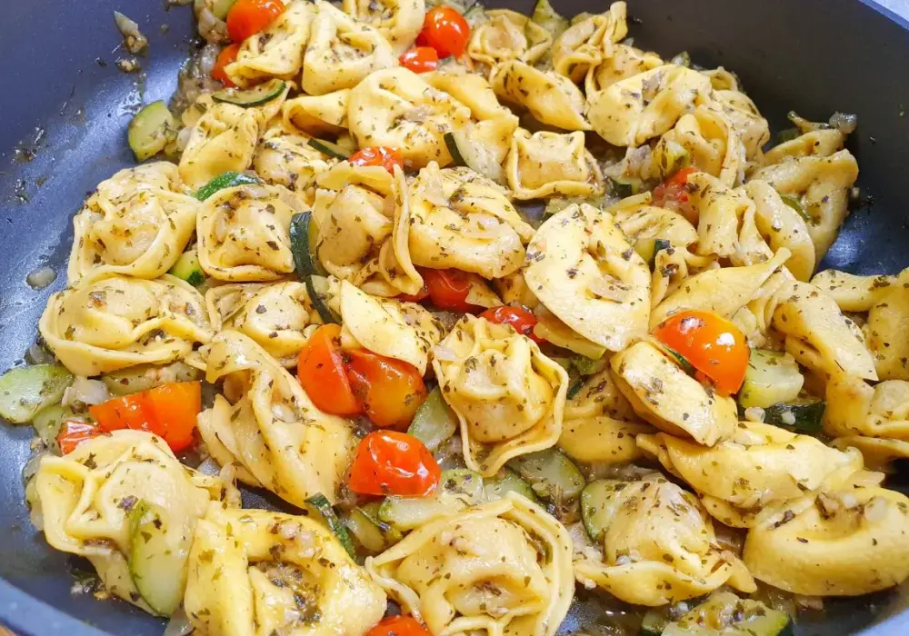 Jak zrobić tortellini z mięsem – prosty przepis na pyszne danie