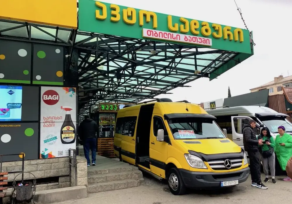 Marszrutka z Kutaisi na lotnisko - tani i wygodny transport