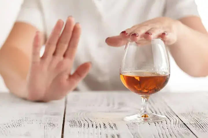 Ile trwa odwyk alkoholowy NFZ? Poznaj maksymalny czas terapii