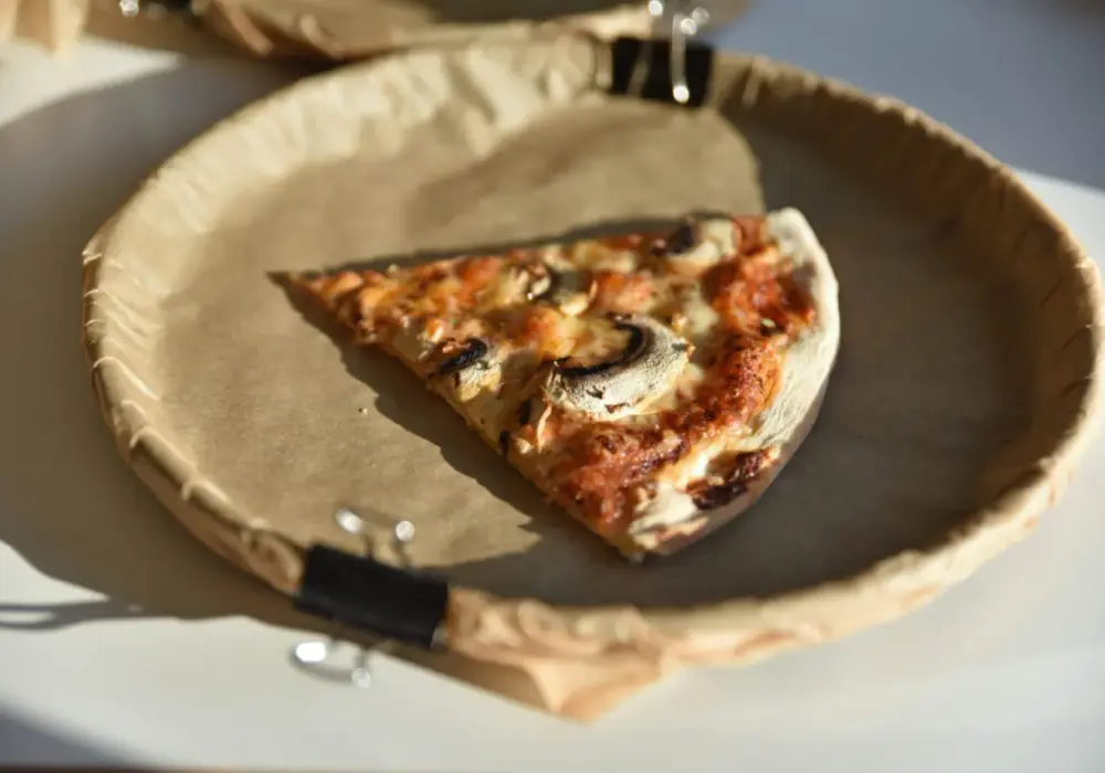 Ile waży kawałek pizzy? Zaskakujące różnice w wagach i kaloriach