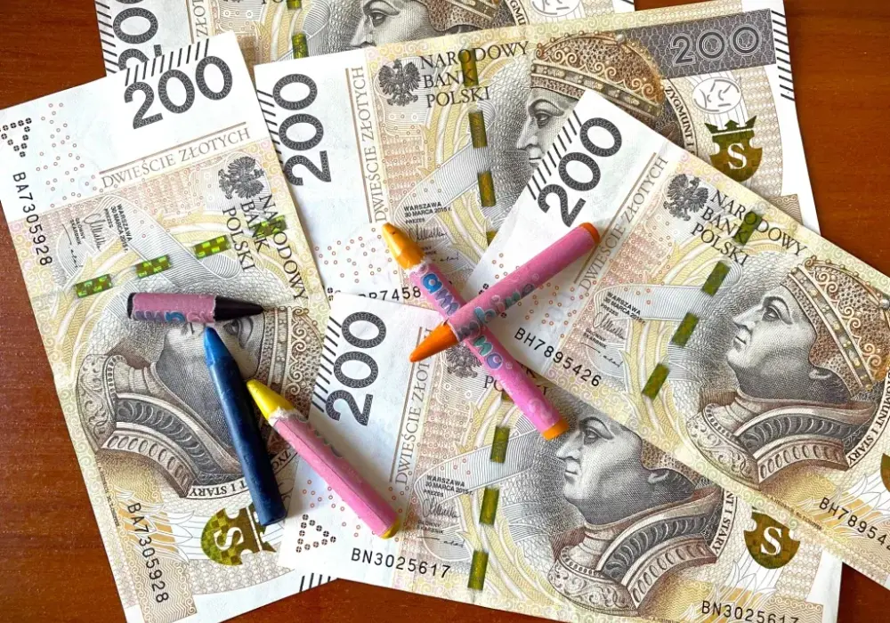 Ile wynosi becikowe? 1000 zł i warunki, by je otrzymać