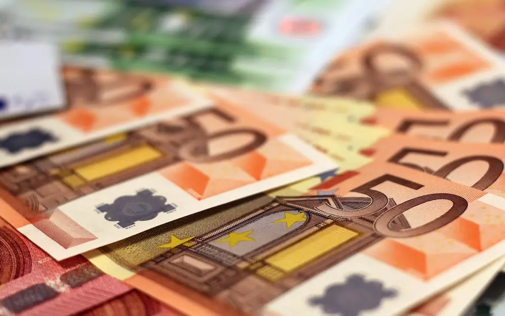 Jak rynek walutowy i inflacja w kraju wpływają na ekonomię?