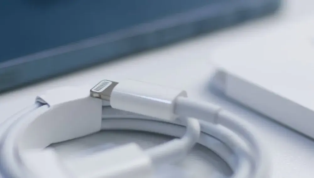 Jaki kabel do iPhone 11? Wybierz najlepszy kabel i uniknij problemów