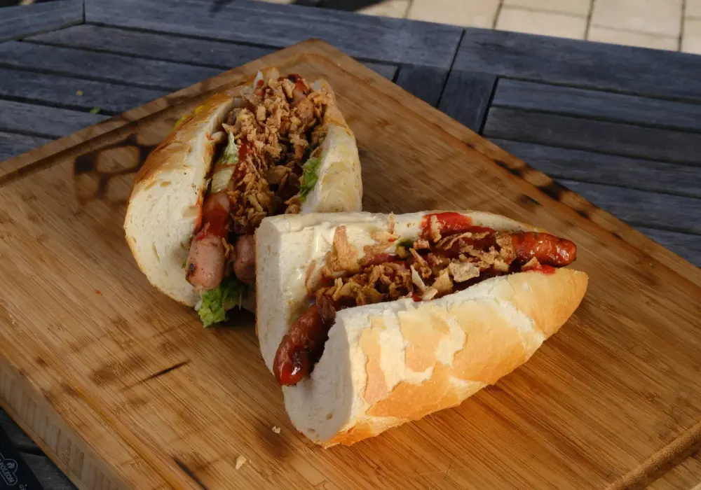 Hot dog z grilla - Sekret perfekcji. Triki i kompozycje