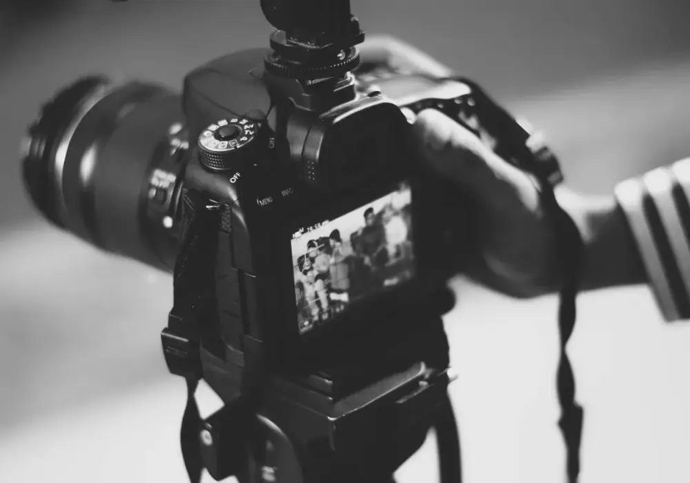 Czy fotograf przechowuje zdjęcia? Sprawdź, zanim stracisz wspomnienia